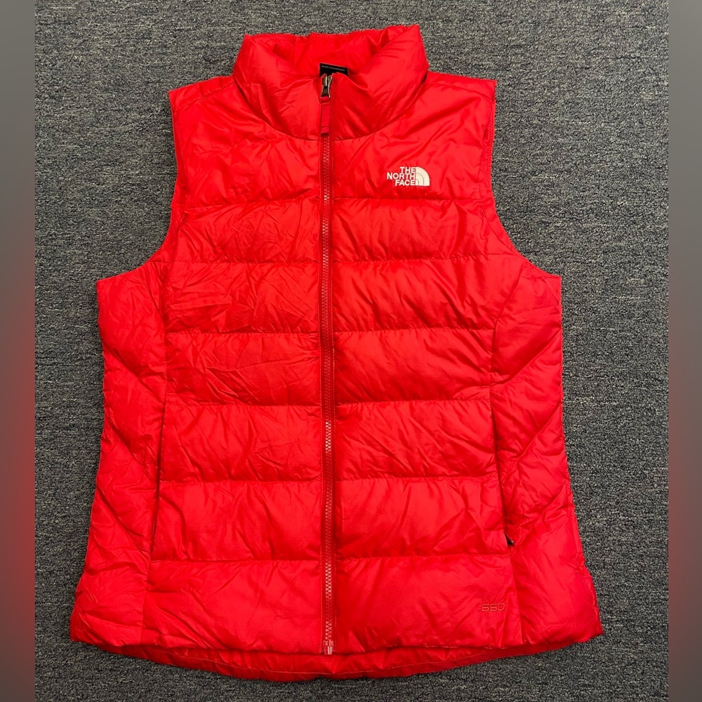 THE NORTH FACE 550 VEST WOMEN'S LARGE PUFFER RED